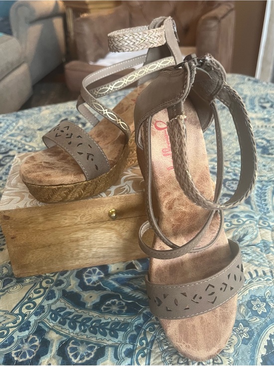 Jellypop Shoes - Jellypop Taupe Braided Memory Foam Ankle Strap Wedge Sandals Sz 6.5
